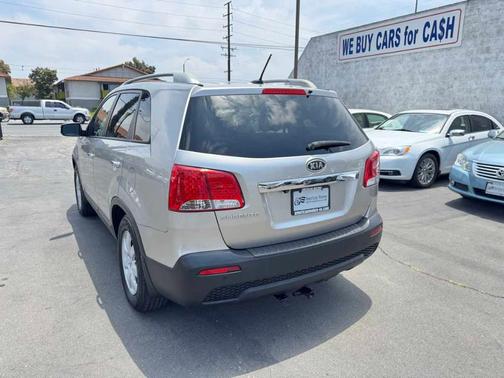 2013 Kia Sorento LX