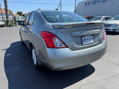 2013 Nissan Versa 1.6 SL