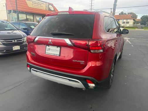 2019 Mitsubishi Outlander SE
