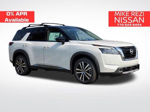 2025 Nissan Pathfinder Platinum 4WD