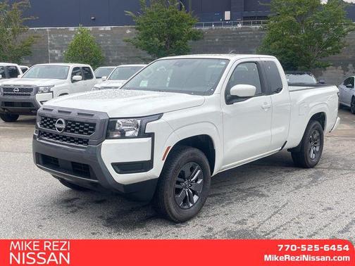 2025 Nissan Frontier SV
