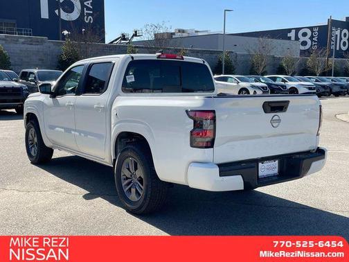 2025 Nissan Frontier SV