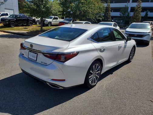 2019 Lexus ES 350 Base