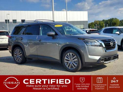2024 Nissan Pathfinder SL FWD