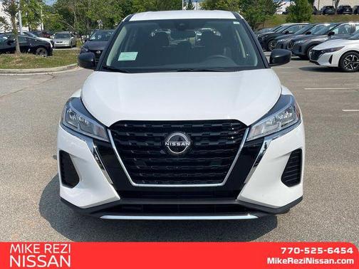 2025 Nissan Kicks S