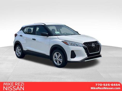 2025 Nissan Kicks S