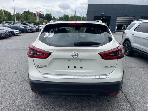 Pearl White Tricoat 2020 Nissan Rogue Sport SL