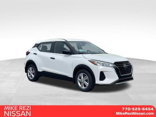 2025 Nissan Kicks S