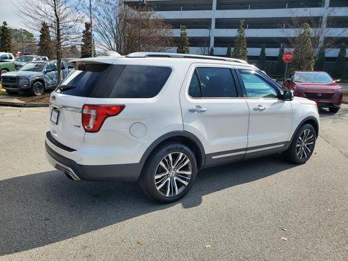 2017 Ford Explorer Platinum