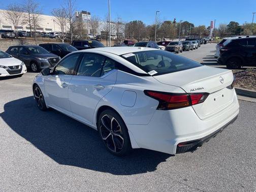 2024 Nissan Altima SR FWD