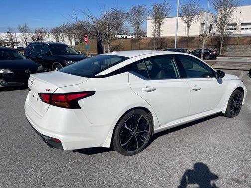 2024 Nissan Altima SR FWD