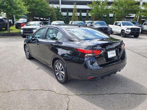 Super Black 2024 Nissan Versa 1.6 S