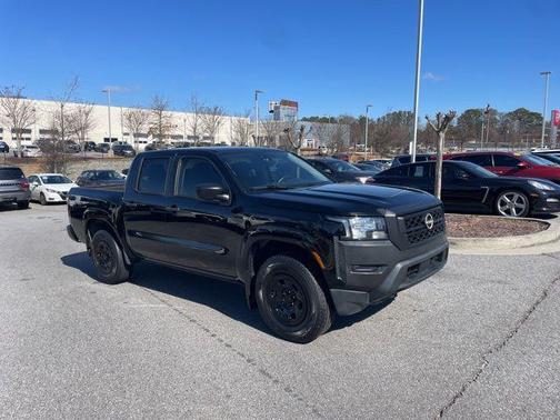 2022 Nissan Frontier S