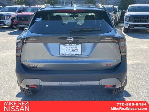 2025 Nissan Kicks SR