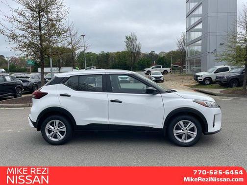 2025 Nissan Kicks S