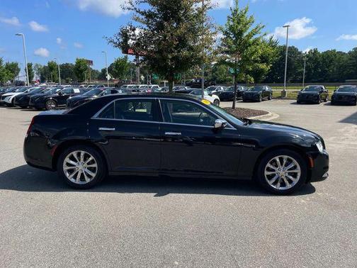 2019 Chrysler 300 Limited