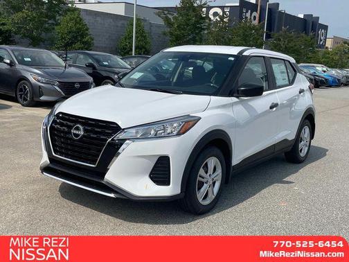 2025 Nissan Kicks S