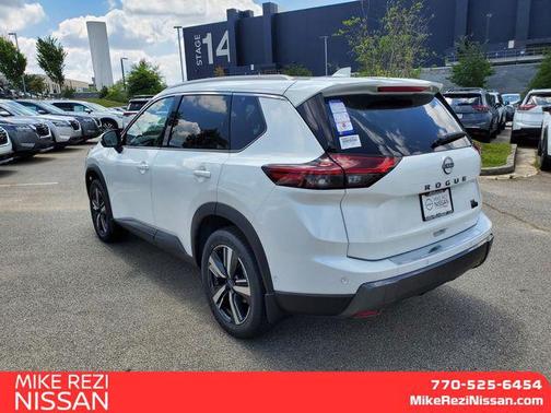 2025 Nissan Rogue SL