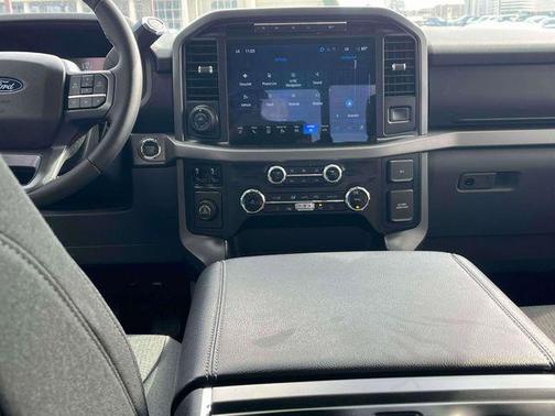 OXFORD WHITE 2024 Ford F-150 XLT