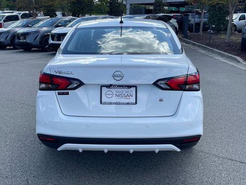 2024 Nissan Versa 1.6 S