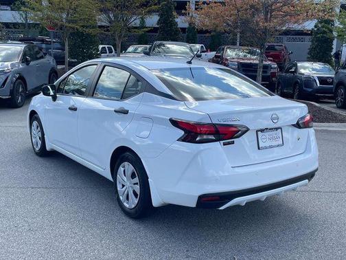 2024 Nissan Versa 1.6 S