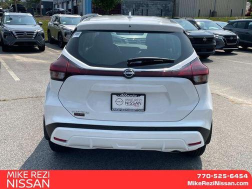 2025 Nissan Kicks S