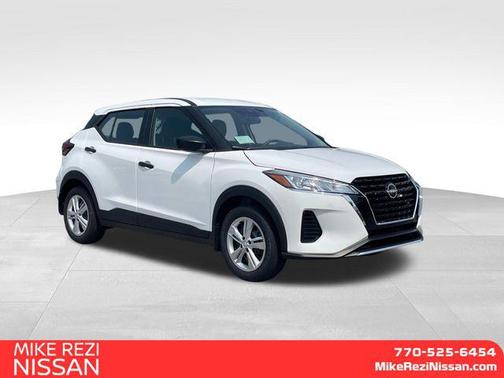 2025 Nissan Kicks S