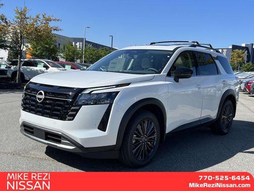 Everest White Pearl Tricoat 2026 Nissan Pathfinder SL
