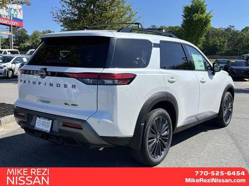 Everest White Pearl Tricoat 2026 Nissan Pathfinder SL
