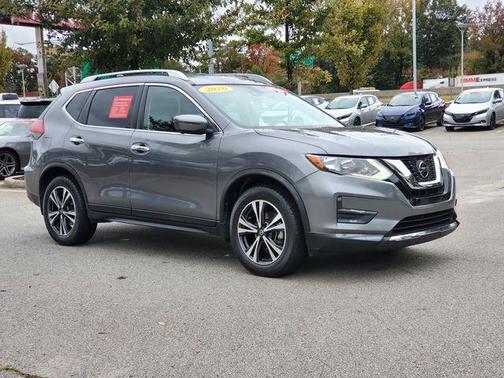 2020 Nissan Rogue SV