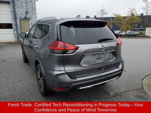 2020 Nissan Rogue SV