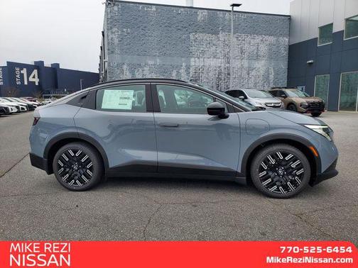 2026 Nissan Leaf PLATINUM+