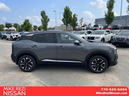 2025 Nissan Kicks SV
