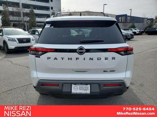2026 Nissan Pathfinder SL
