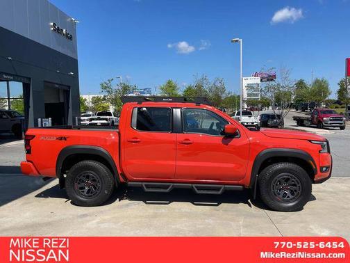 2025 Nissan Frontier PRO-4X