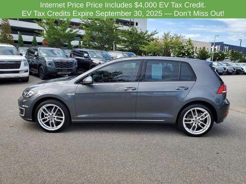 2019 Volkswagen e-Golf SE