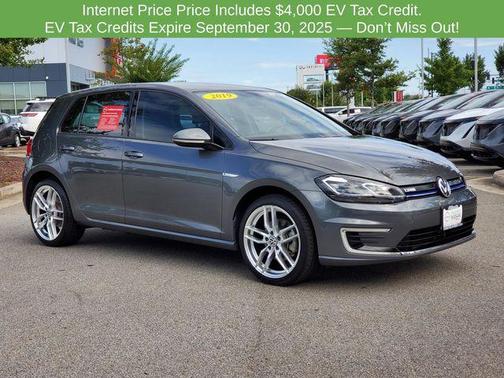 2019 Volkswagen e-Golf SE