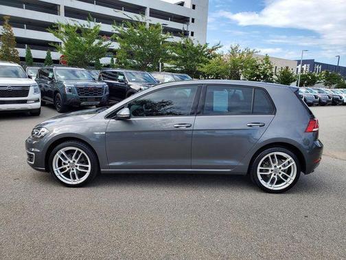 2019 Volkswagen e-Golf SE