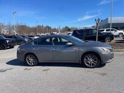 2014 Nissan Maxima S