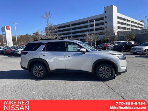 2025 Nissan Pathfinder SV 4WD