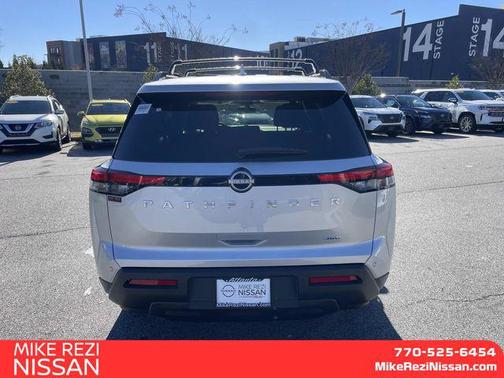 2025 Nissan Pathfinder SV 4WD