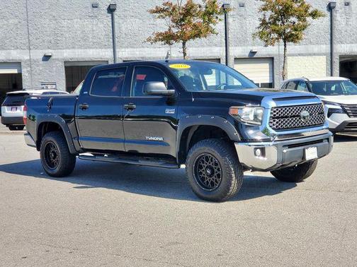 Midnight Black Metallic 2019 Toyota Tundra SR5