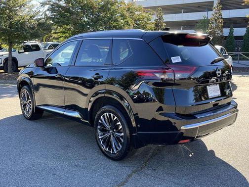 2024 Nissan Rogue Platinum