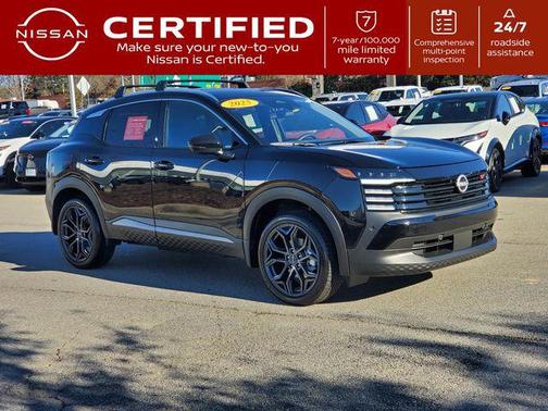 2025 Nissan Kicks SR