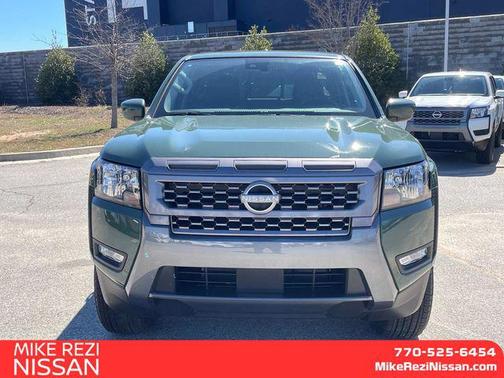 2025 Nissan Frontier SV