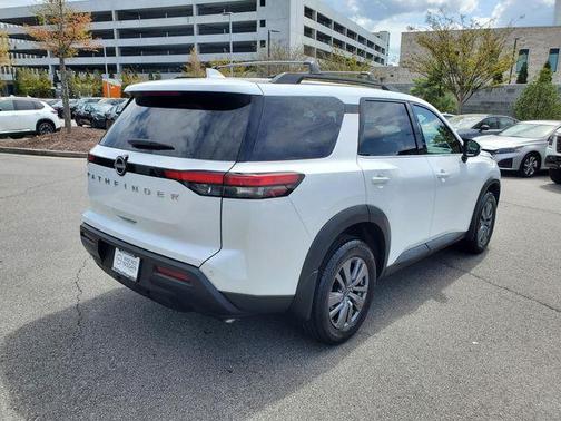 White Pearl 2025 Nissan Pathfinder SV FWD