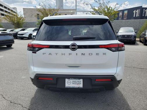 White Pearl 2025 Nissan Pathfinder SV FWD