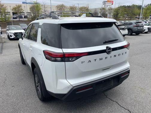 2025 Nissan Pathfinder SV FWD