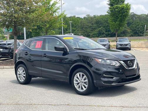 2022 Nissan Rogue Sport S
