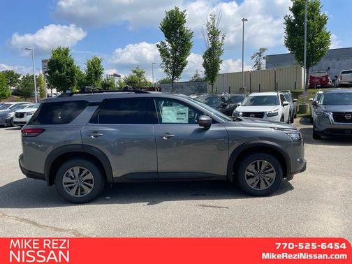 2025 Nissan Pathfinder SV 4WD